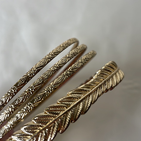 Bracelets, set of 4 gold tone - Picture 3 of 6